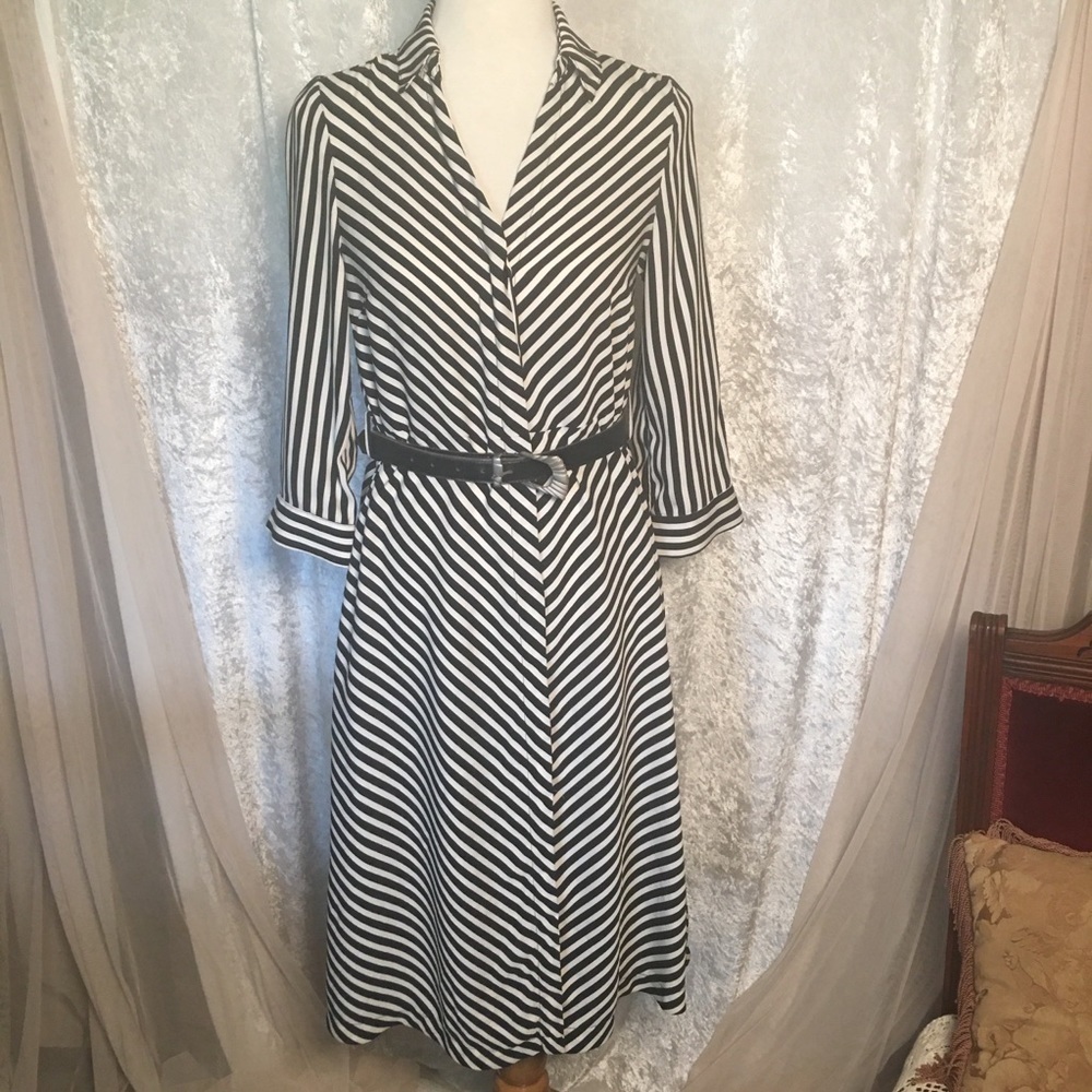 H&M Stripe Dress Black and white button up Size 4